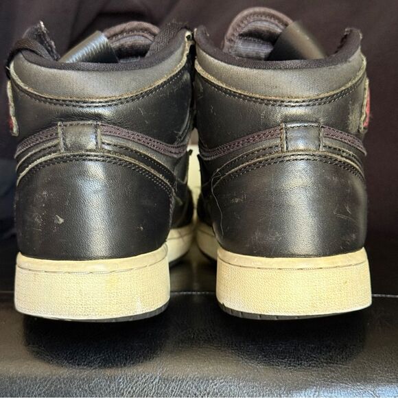Nike Air Jordan 1 Retro High OG Black Satin Gym Red GS Youth 5Y - Picture 4 of 11